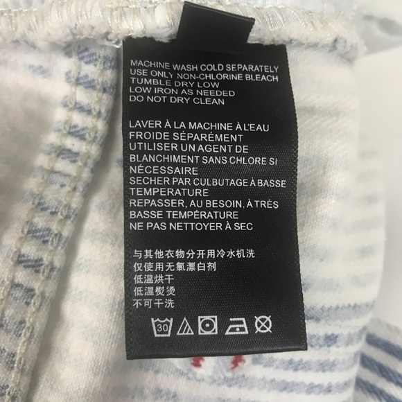 Urban Outfitters BDG High Rise Mom Denim Shorts in Faded Stripe Size 29 - Picture 10 of 11